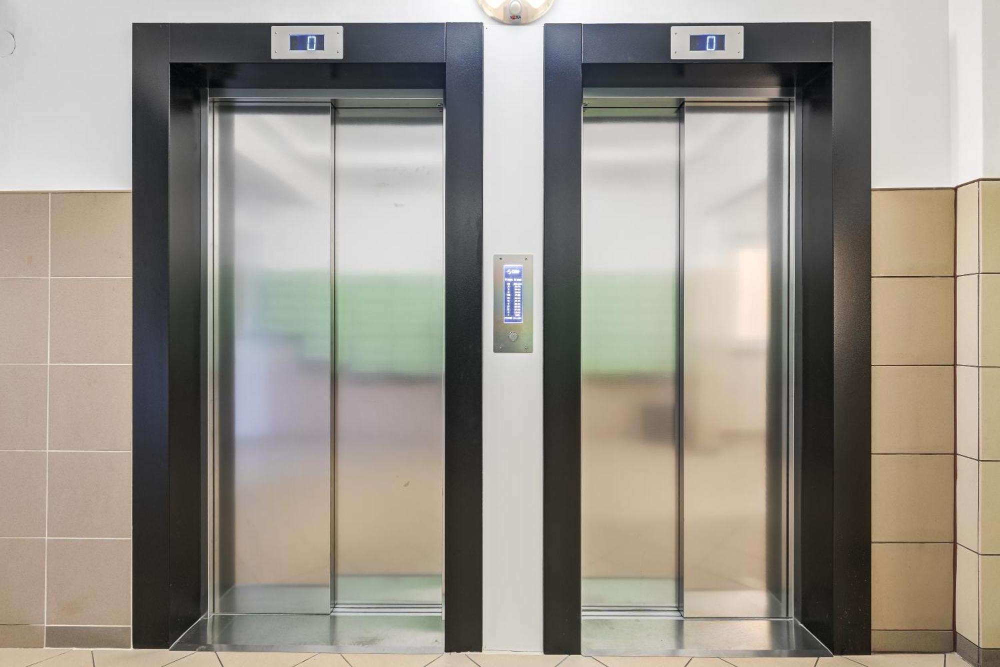 Andersena 190 A - 12 Pietro - 10 Min Cmkp - 5 Min Metro - 15 Min Centrum ワルシャワ エクステリア 写真